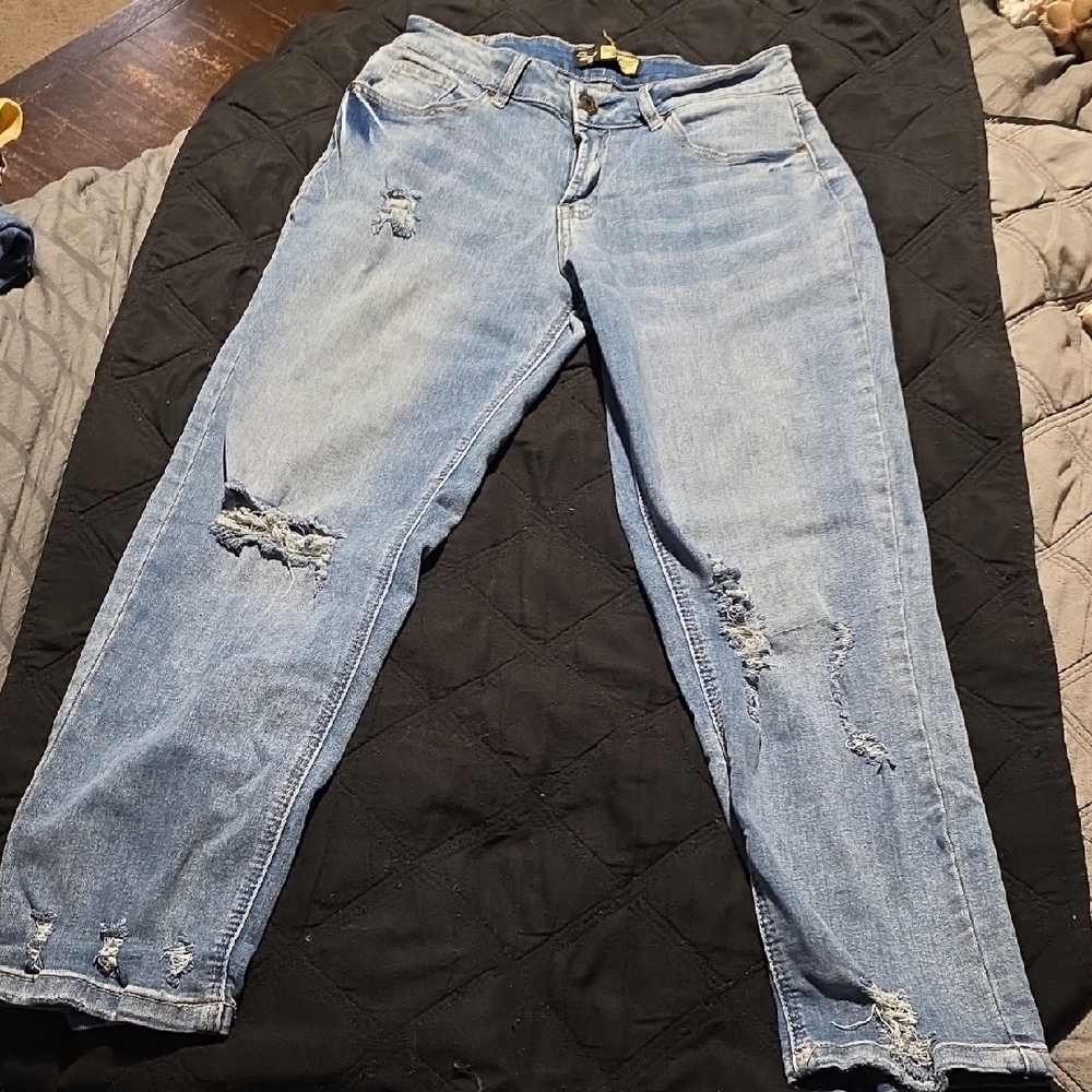 Suzanne Betro Light Blue Distressed Boyfriend Jeans